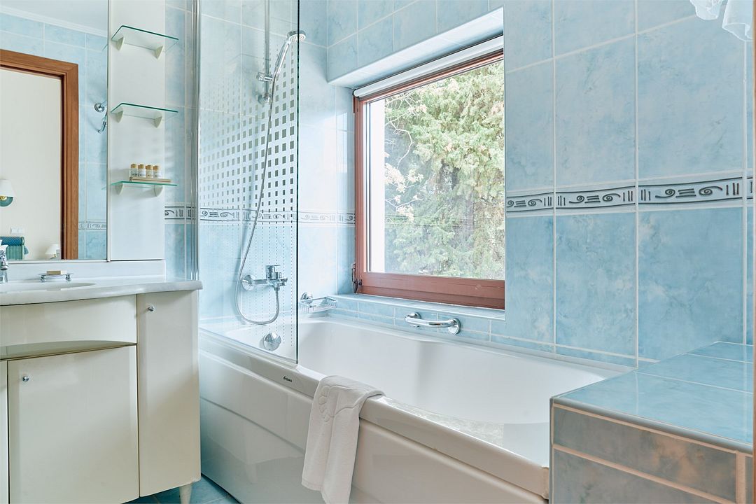 Дуплекс 2-местный 3-комнатный 2-уровневый (с двумя спальнями Вилла 3, 8, SPA-отель)