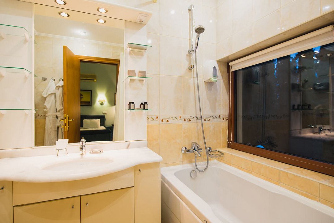 Дуплекс 2-местный 3-комнатный 2-уровневый (с двумя спальнями Вилла 3, 8, SPA-отель)