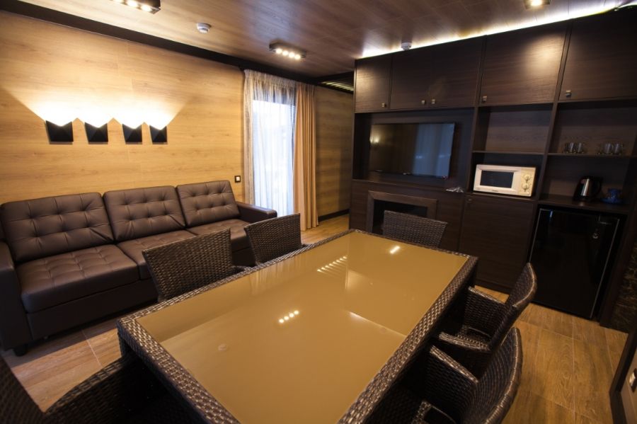 Коттедж 8-местный Банкетный