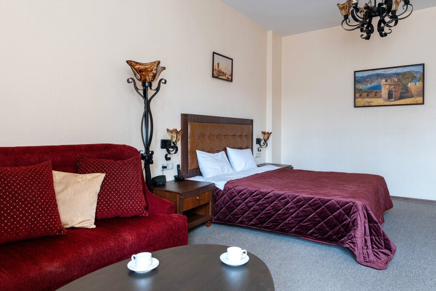 Люкс 2-местный (с джакузи)