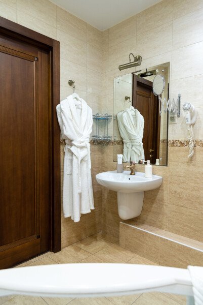 Люкс 2-местный (с джакузи)