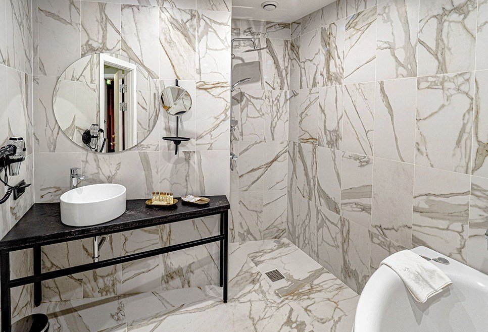 Люкс 2-местный 2-комнатный (с джакузи в Современном корпусе)