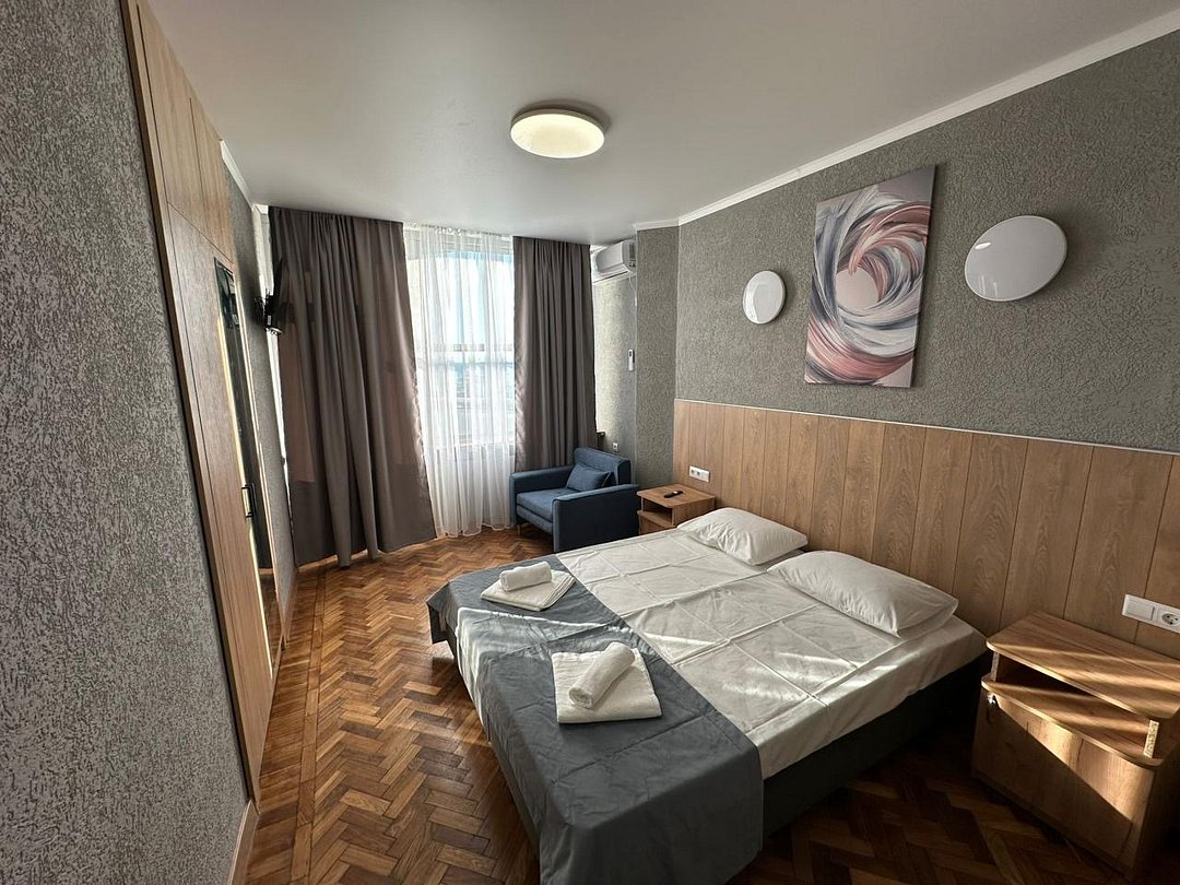 e72e3fb9-d809-4701-acc9-a878830e5541