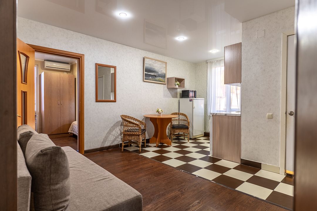 Апартаменты 2-комнатные (с балконом)