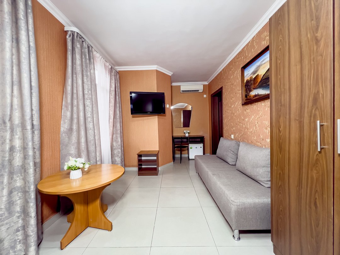 Семейный 4-местный (с балконом)