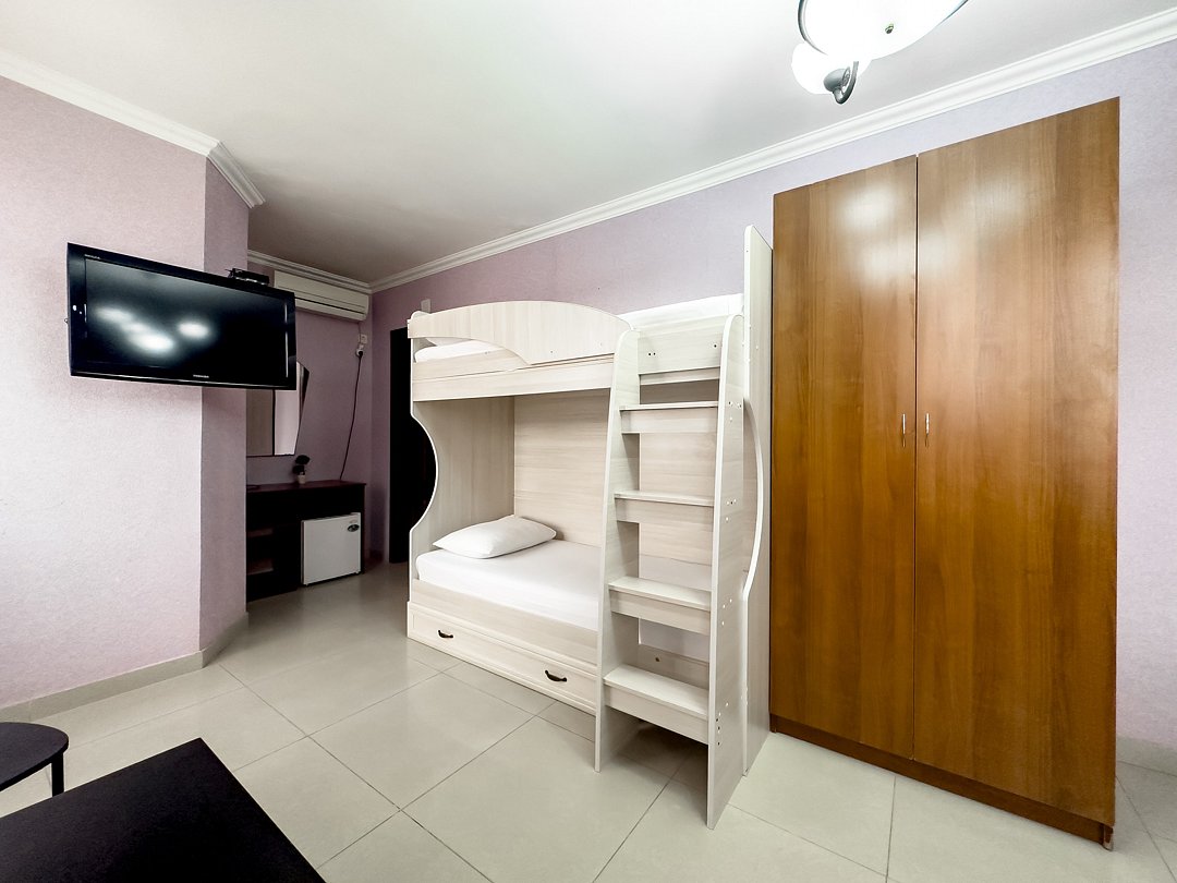 Семейный 4-местный (с балконом)