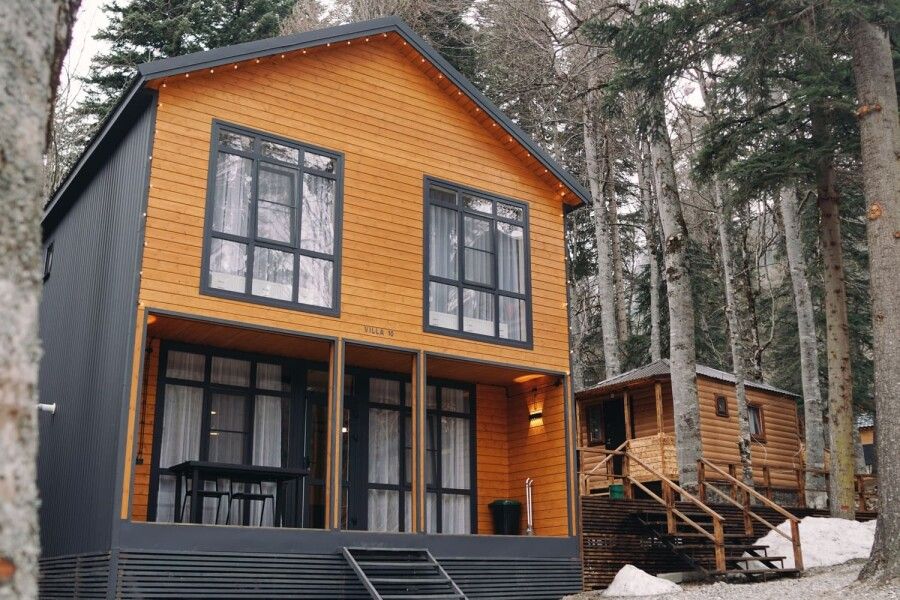 Villa 8-местный 4-комнатный 2-этажный (№10, стиль Монохром)