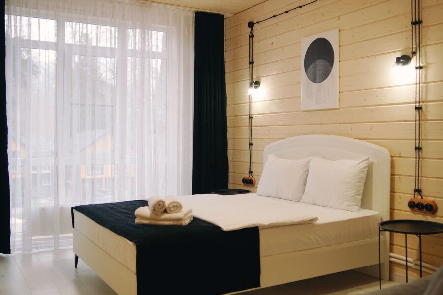 Villa 8-местный 4-комнатный 2-этажный (№10, стиль Монохром)