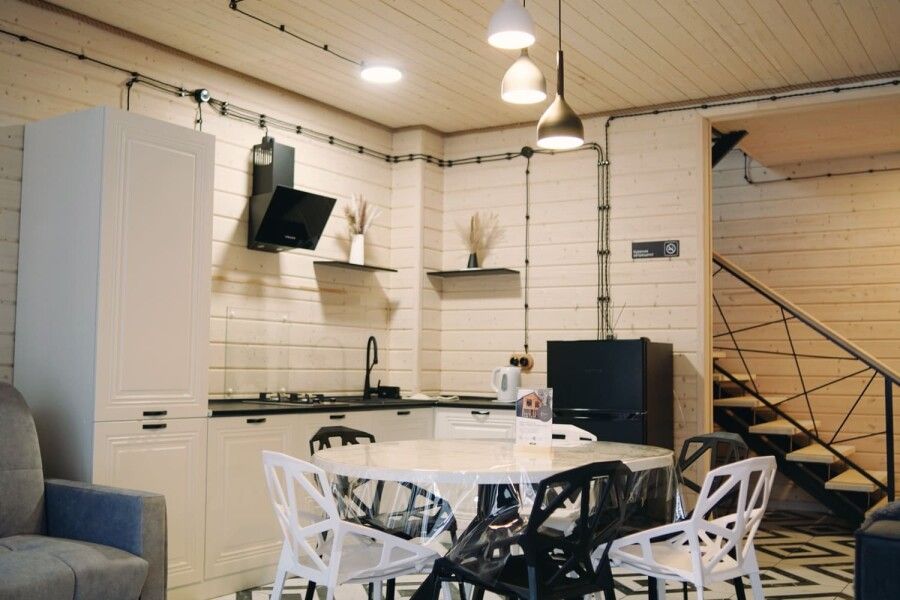 Villa 8-местный 4-комнатный 2-этажный (№10, стиль Монохром)