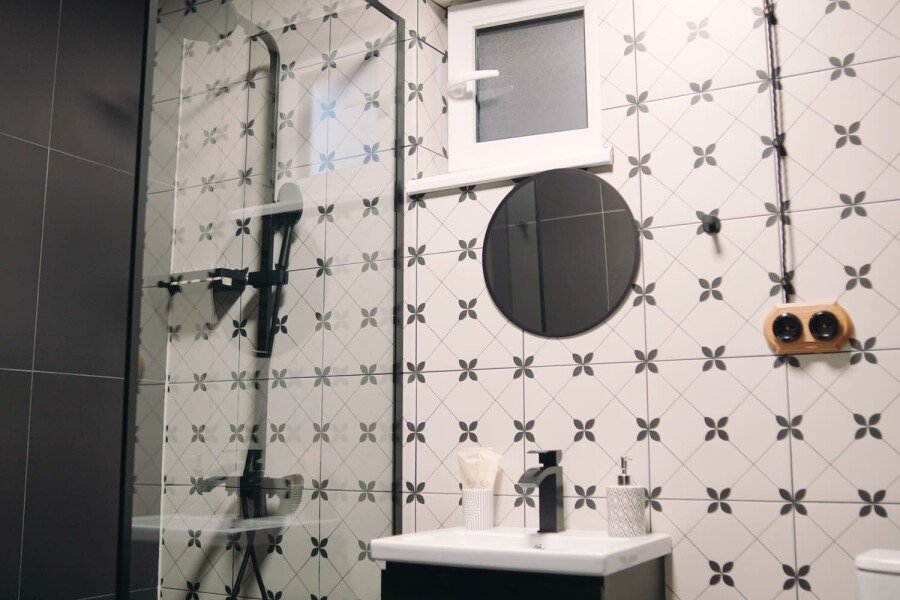 Villa 8-местный 4-комнатный 2-этажный (№10, стиль Монохром)