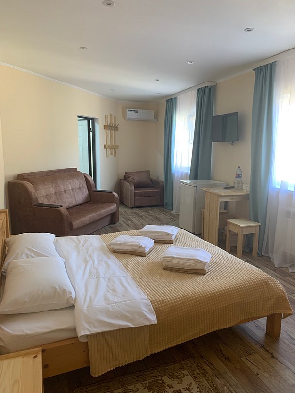 Стандартный 2-местный (с кресло-кроватью)