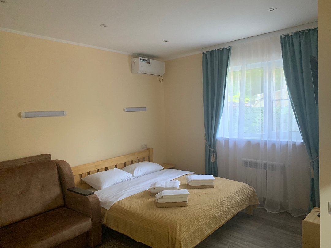 Стандартный 2-местный (с кресло-кроватью)