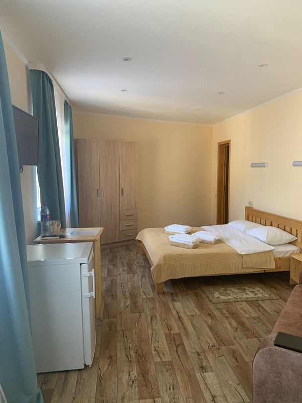 Стандартный 2-местный (с кресло-кроватью)