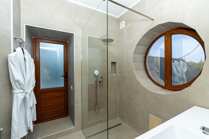 Люкс 2-местный 2-комнатный (в историческом здании)