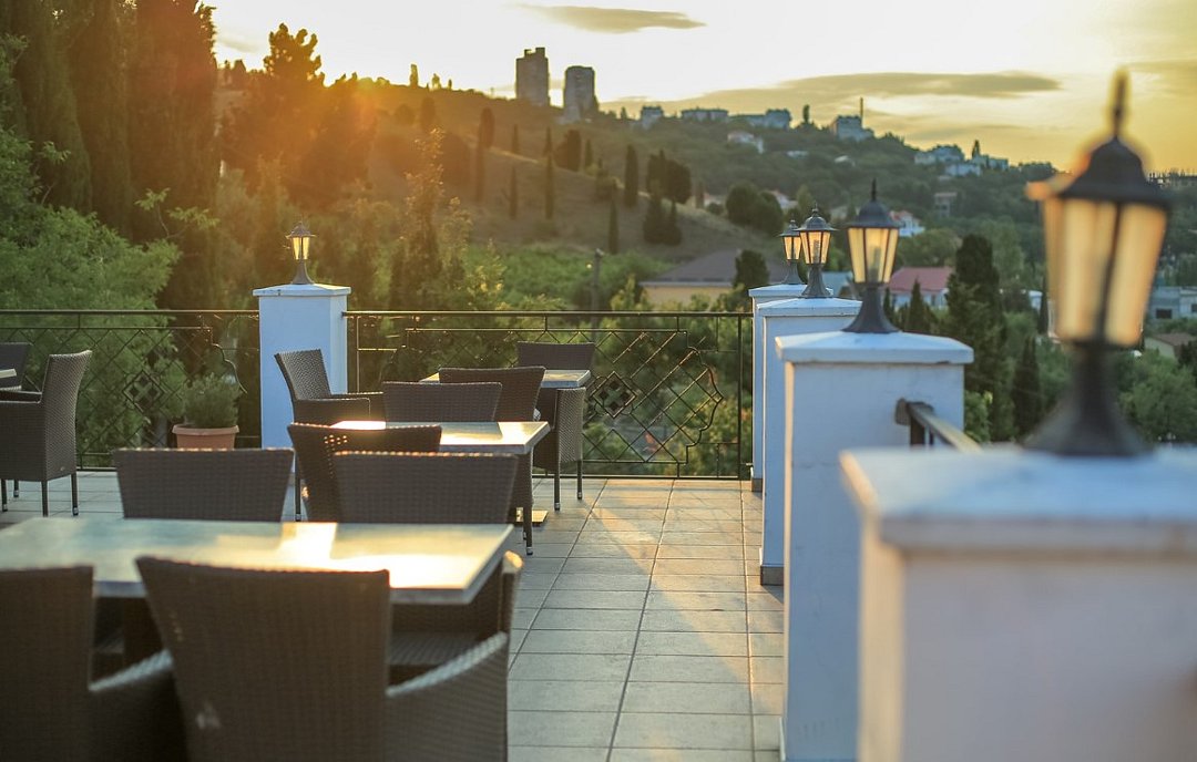 Полулюкс 2-местный 1-комнатный (с балконом)