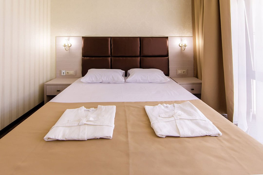 Люкс 5-местный 2-комнатный