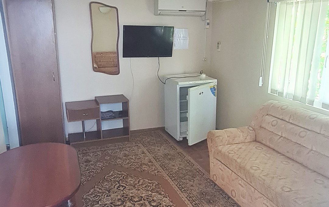 Коттедж 2-местный 2-комнатный (с верандой)