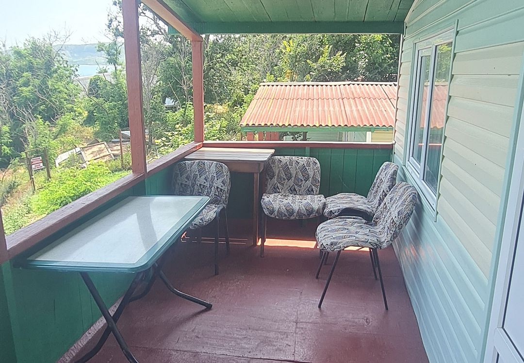 Коттедж 2-местный 2-комнатный (с верандой)