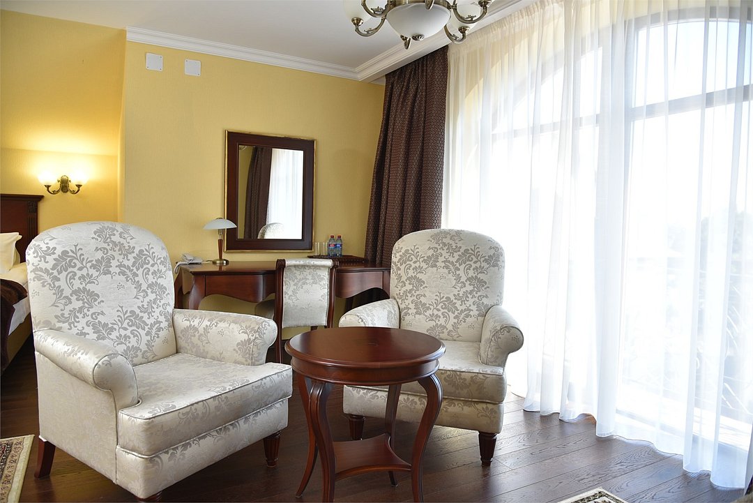 Люкс 2-местный (С видом на двор)2