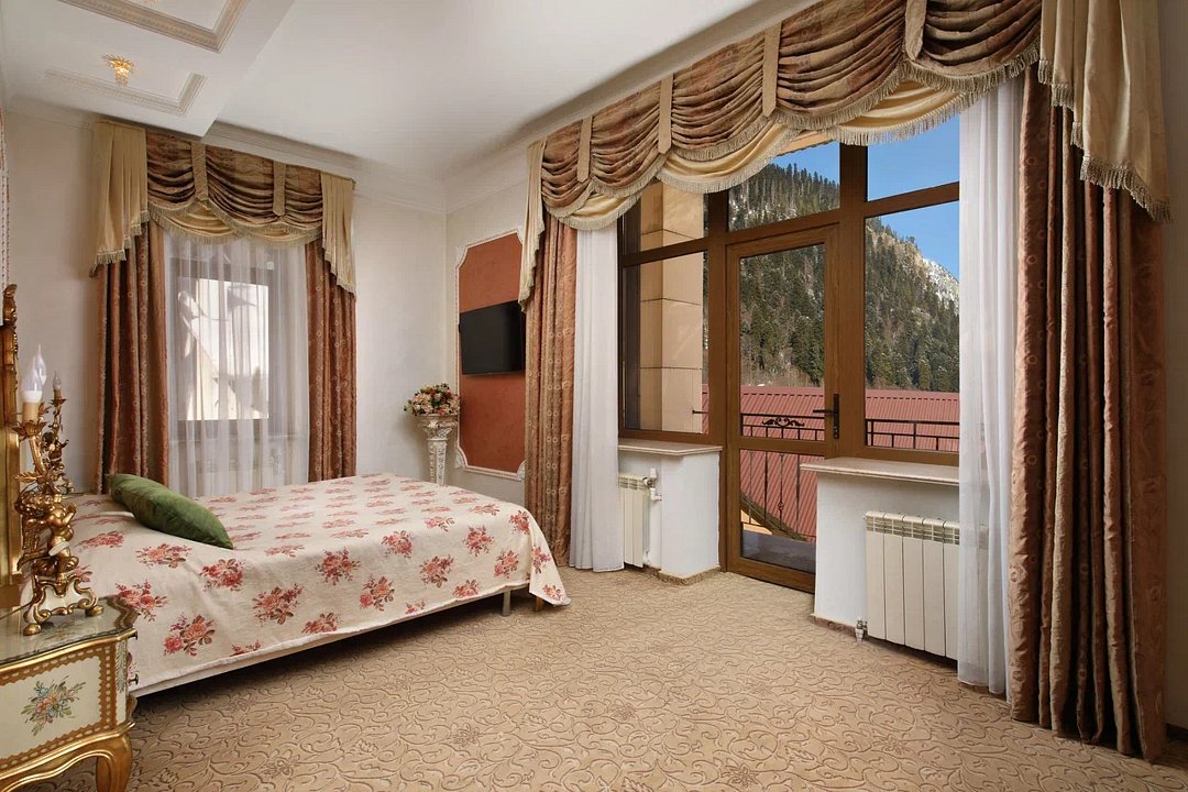 Люкс 3-местный 2-комнатный (№4)