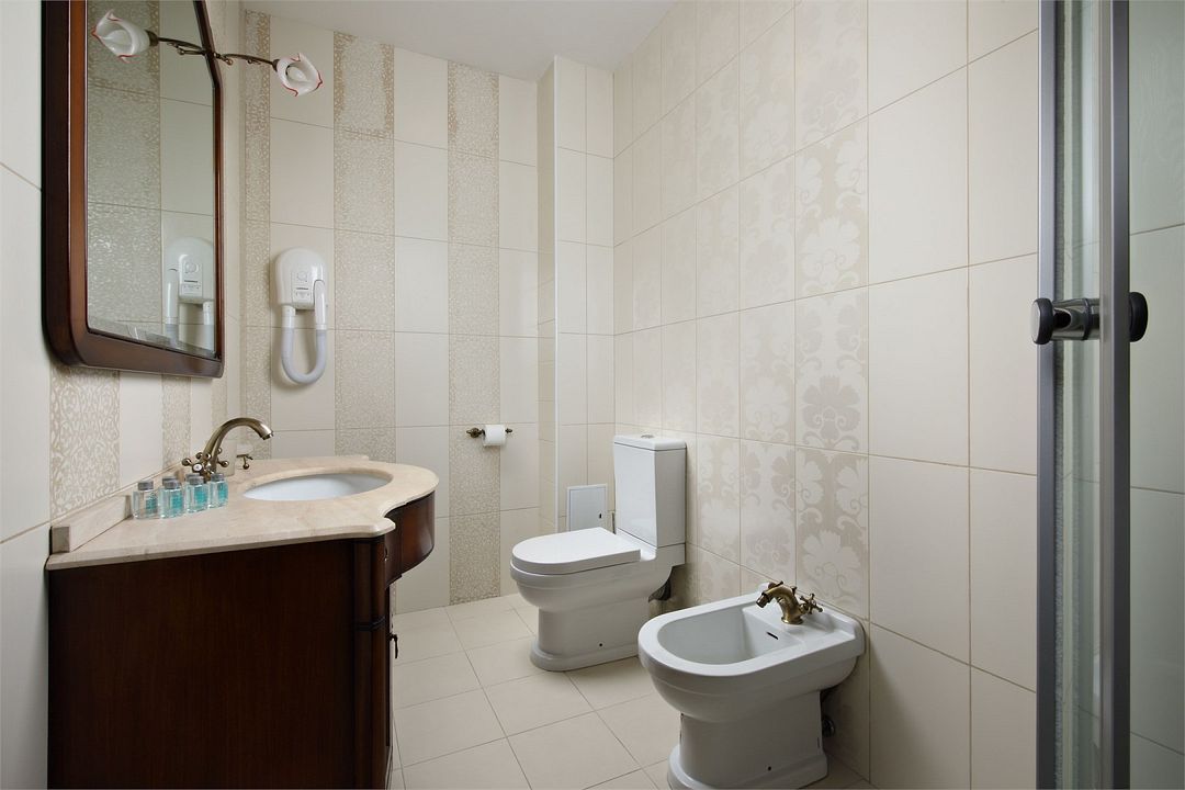 Люкс 4-местный 2-комнатный (№3)