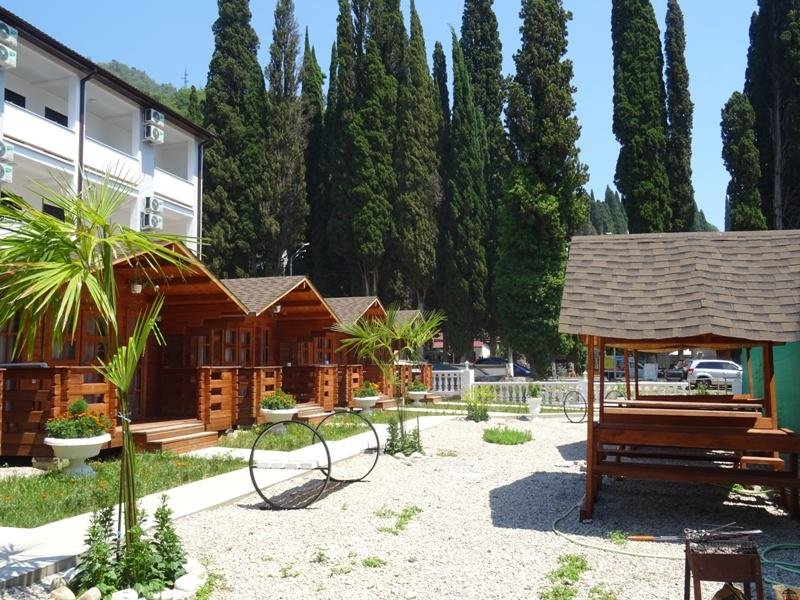 Коттеджный комплекс Holiday park Psyrdzha, Гудаутский район, Новый Афон Гудаута село Хыпста Апшдны, Абхазия