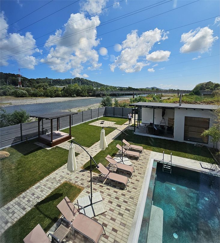 Вилла 6-местный (с 3-мя спальнями, видом на реку), вид из окна спальни