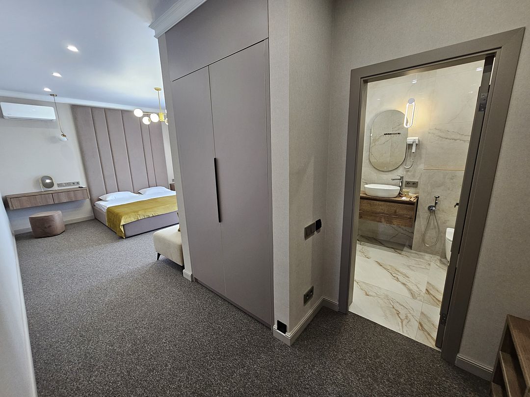 Вилла 6-местный (с 3-мя спальнями, видом на реку), спальня 3 , 2 этаж обзор