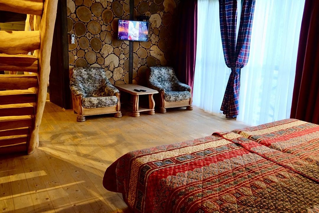 Семейный Гостевой 2-местный 2-уровневый (Бахус)