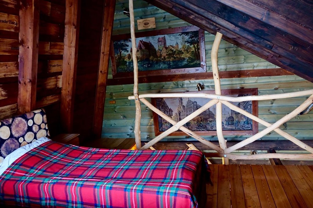 Семейный Гостевой 2-местный 2-уровневый (Бахус)