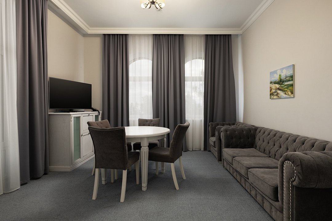 Апартаменты 2-местный 3-комнатный (корпус Салют)