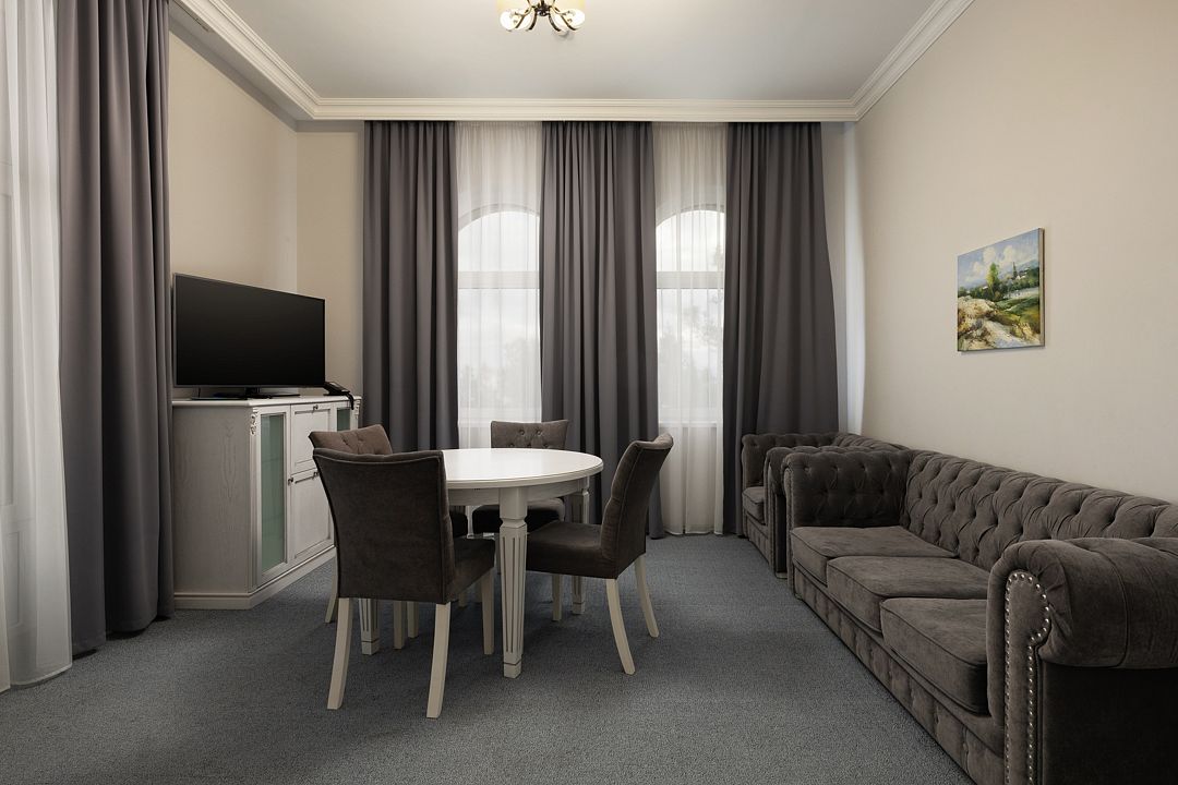 Апартаменты 2-местный 3-комнатный (корпус Салют)