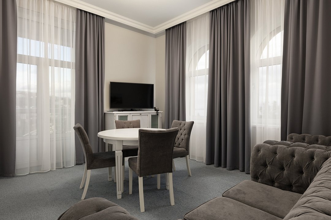 Апартаменты 2-местный 3-комнатный (корпус Салют)