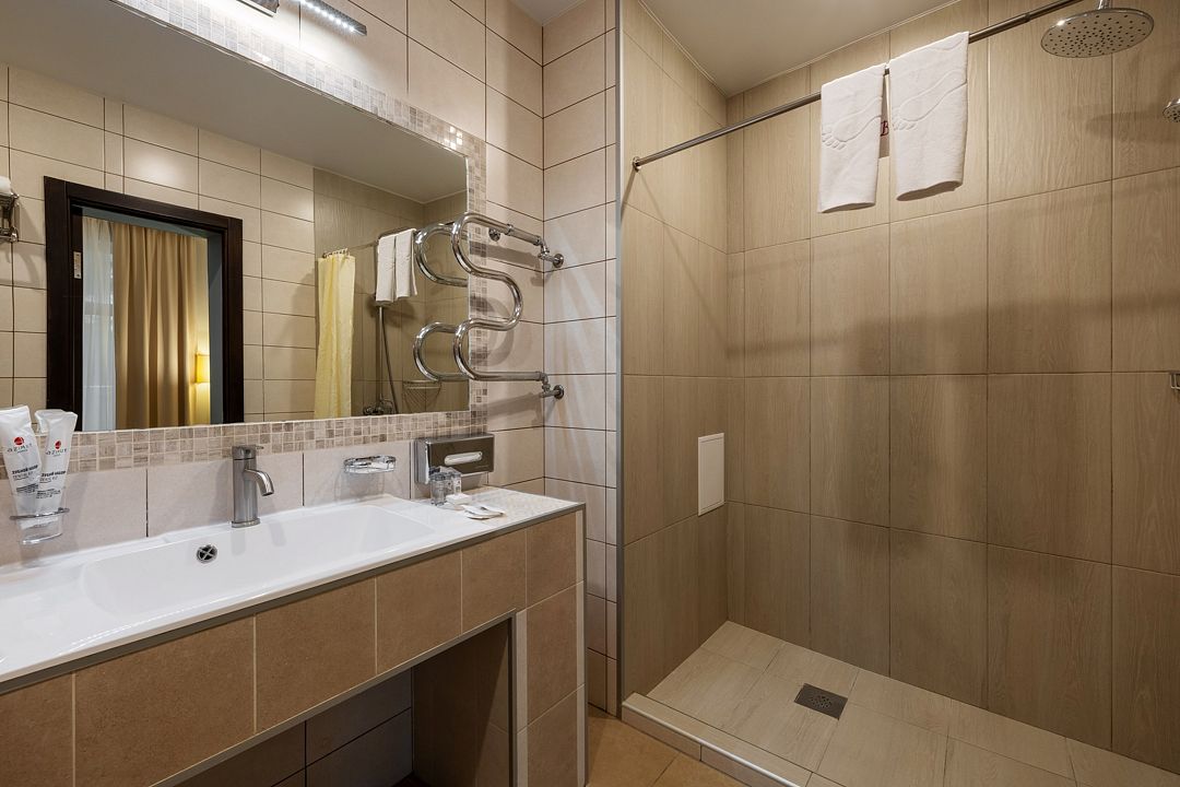 Люкс 2-местный 2-комнатный (корпус Салют)