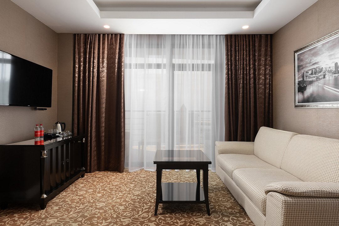 Люкс 2-местный 2-комнатный №801, 803 (корпус Олимп)