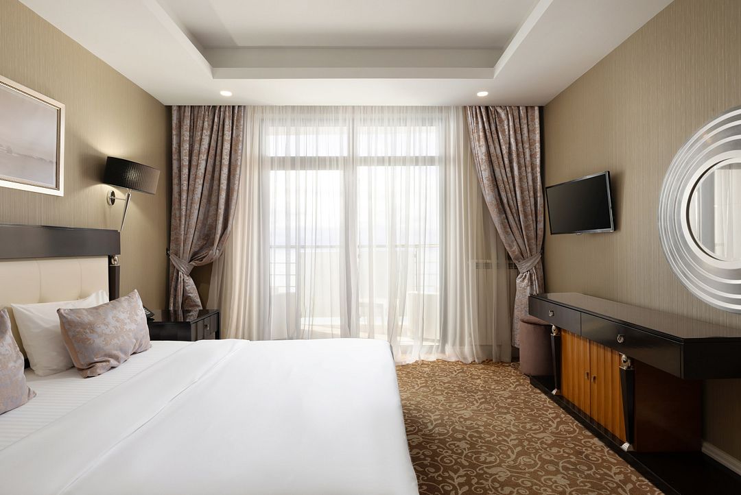 Люкс 2-местный 3-комнатный №802 (корпус Олимп)