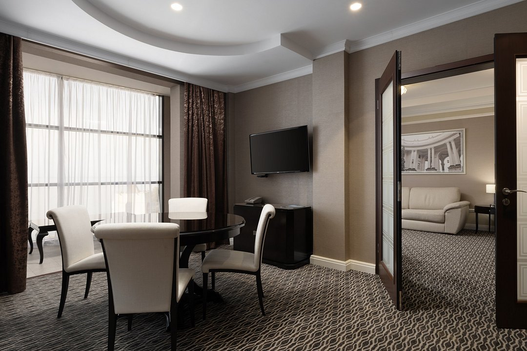 Люкс 2-местный 3-комнатный №901, 902 (корпус Олимп)