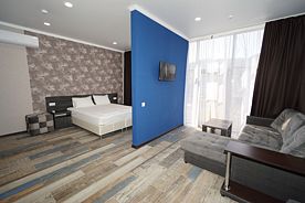 Студио 4-меснтый, Отель Golden Resort, Новомихайловский