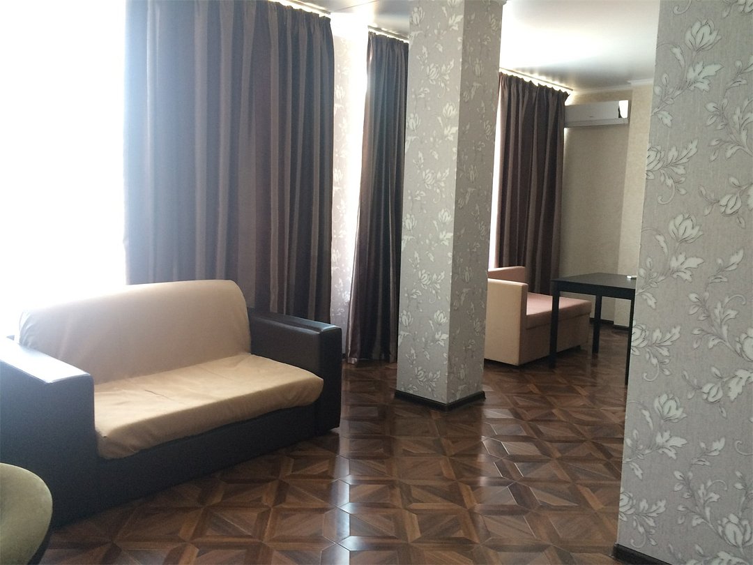 Студио 4-местный