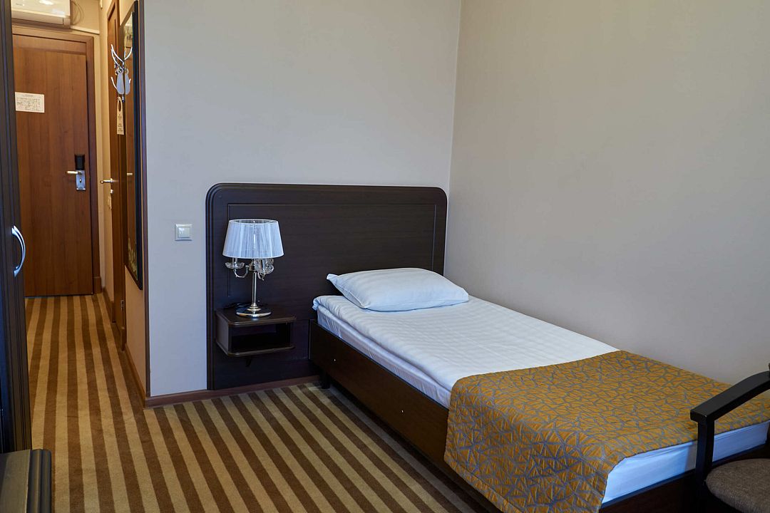 Стандартный 1-местный