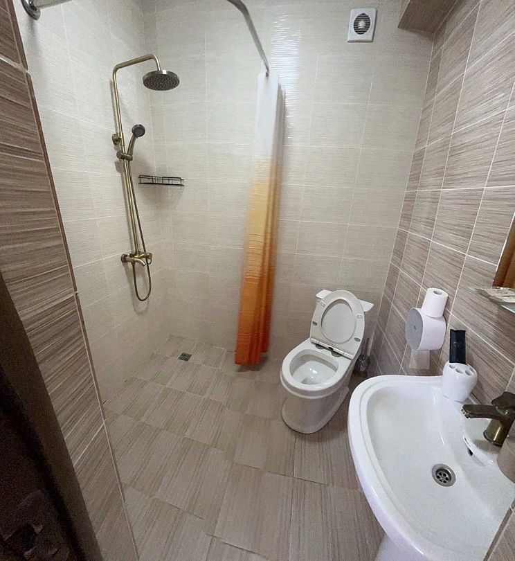 Люкс 4-местный (с видом на горы)