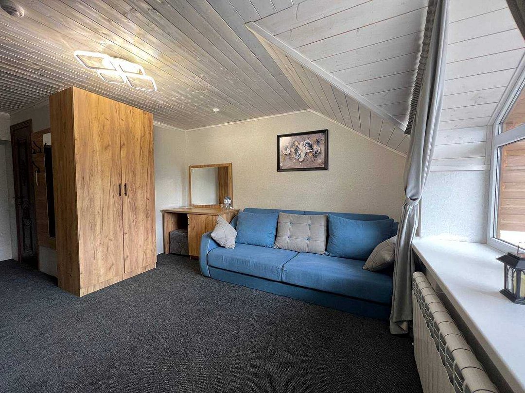 Студио 4-местный 2-уровневый