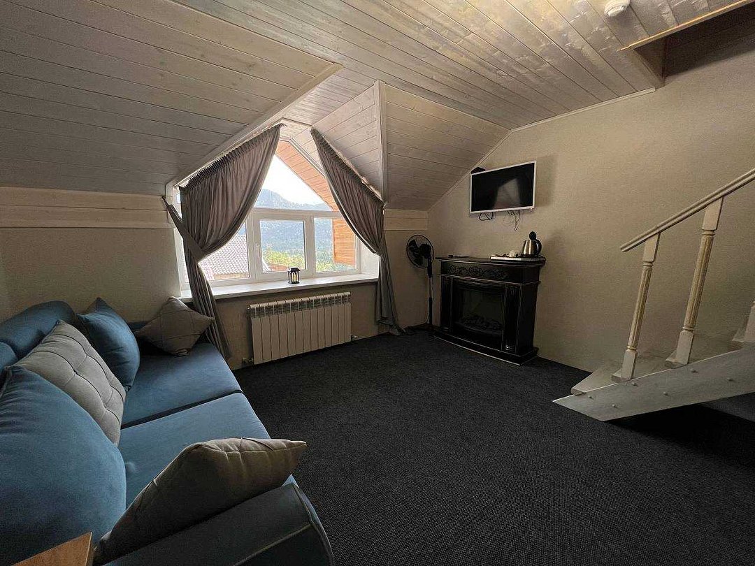 Студио 4-местный 2-уровневый