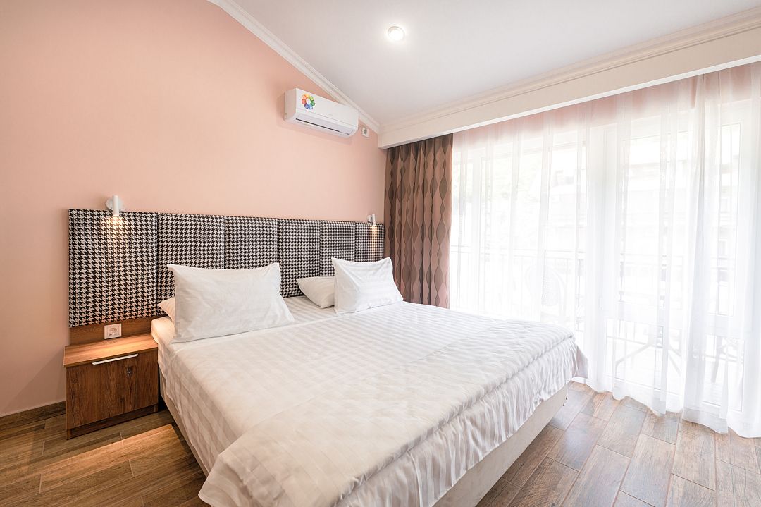 Стандартный Улучшенный 2-местный 1-комнатный (с балконом)