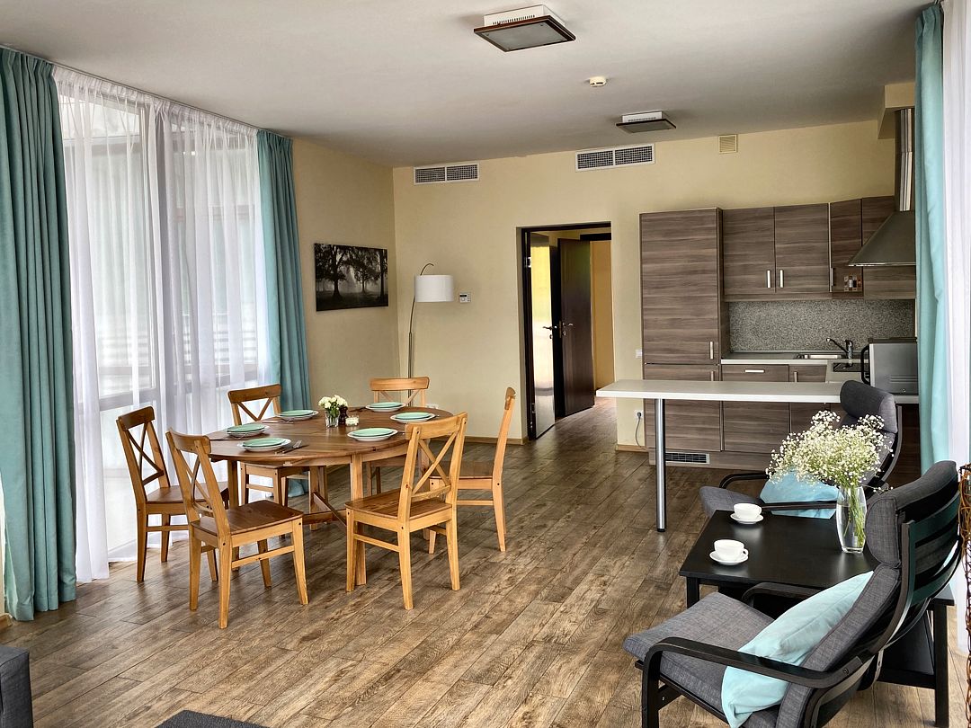 Вилла 7-местный 4-комнатный (с 3 спальнями, вид на горы)