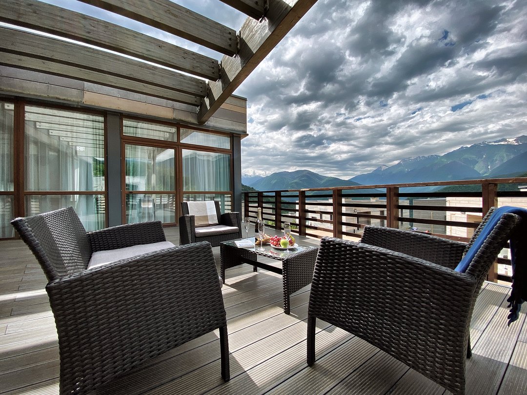 Вилла 7-местный 4-комнатный (с 3 спальнями, вид на горы)