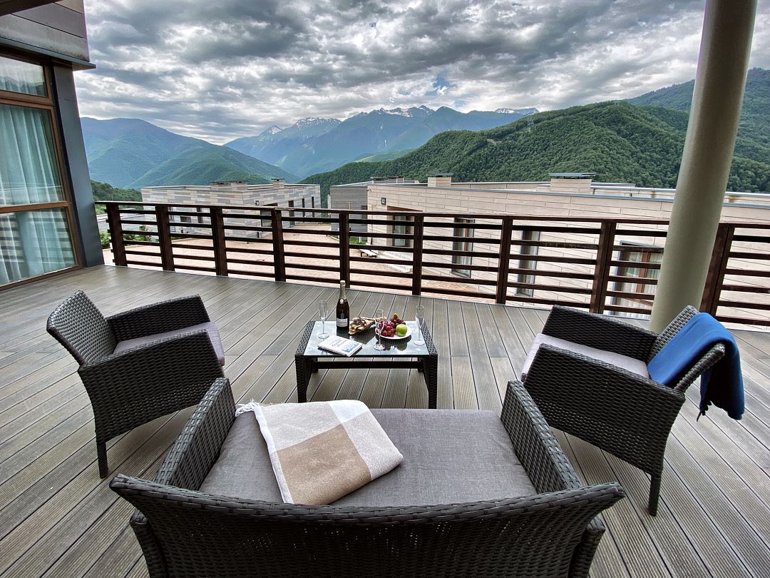 Вилла 7-местный 4-комнатный (с 3 спальнями, вид на горы)