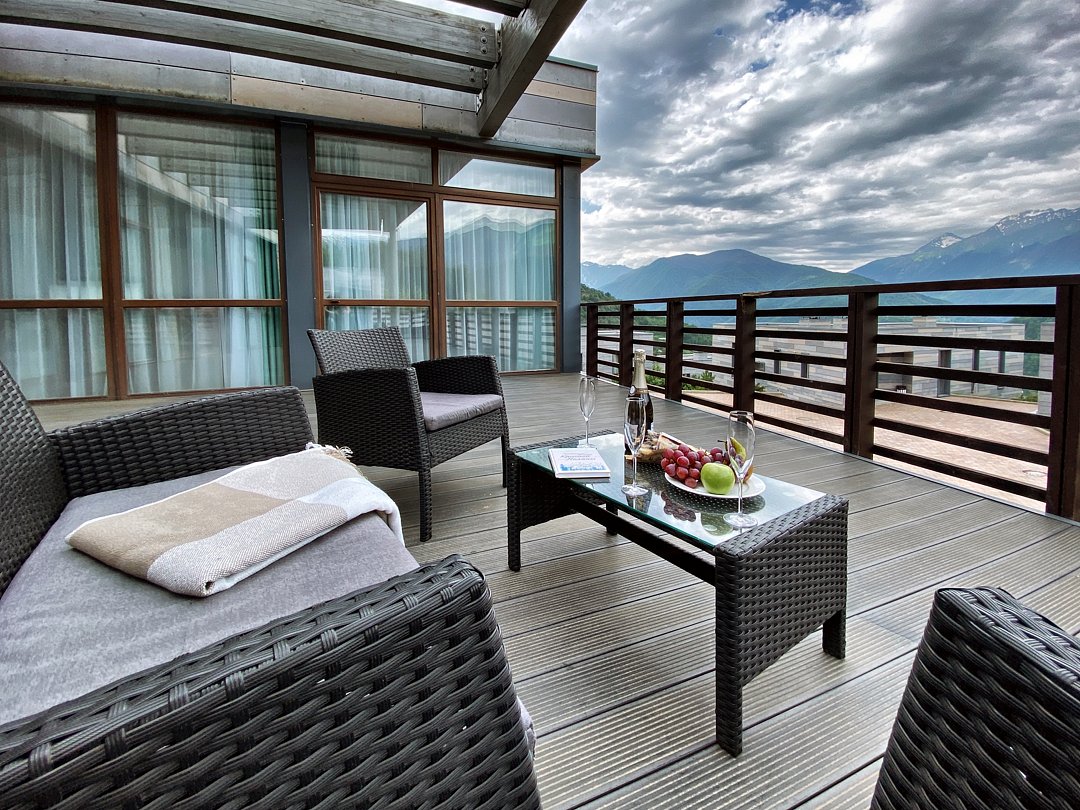 Вилла 7-местный 4-комнатный (с 3 спальнями, вид на горы)