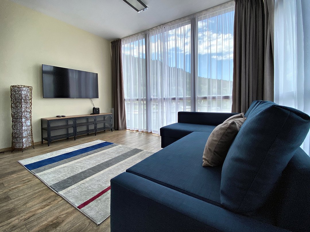 Вилла 9-местный 5-комнатный (с 4 спальнями, вид на горы)