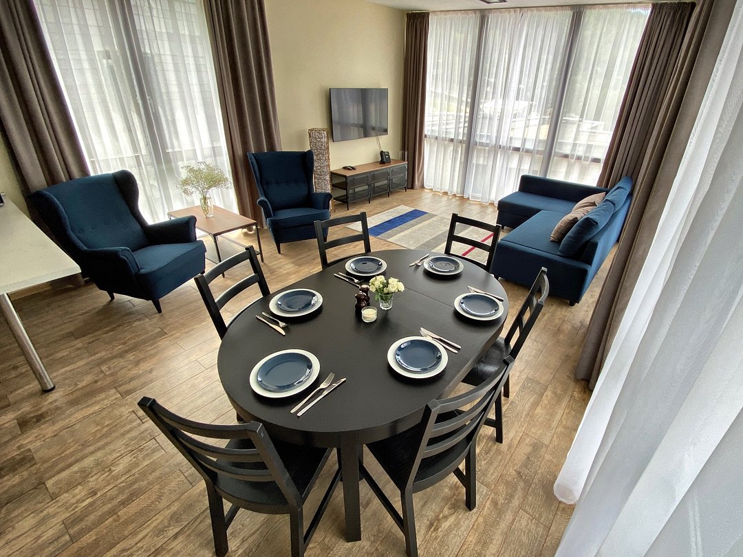 Вилла 9-местный 5-комнатный (с 4 спальнями, вид на горы)